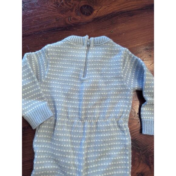 Vintage Baby Boy Blue Sweater Footed Romper Embroidered Train 0-3 Months - Picture 9 of 9